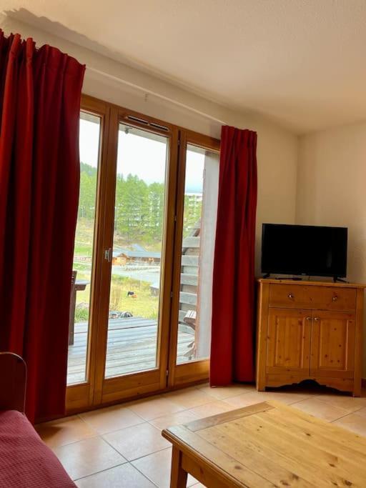 Chalet Vars 8 A 10 Personnes, Proche Des Pistes Экстерьер фото