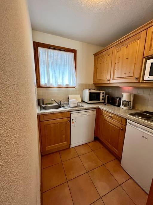 Chalet Vars 8 A 10 Personnes, Proche Des Pistes Экстерьер фото