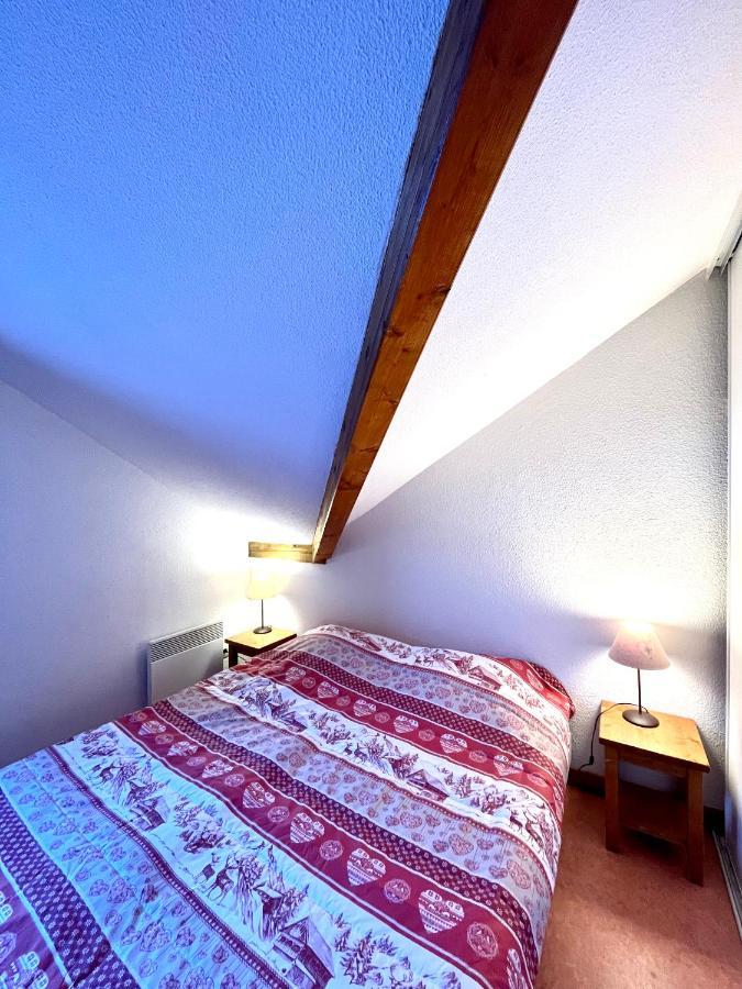 Chalet Vars 8 A 10 Personnes, Proche Des Pistes Экстерьер фото